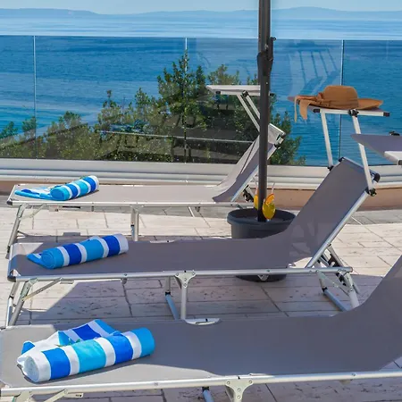 Дом отдыха Zarello With Private Pool Next To The Sea