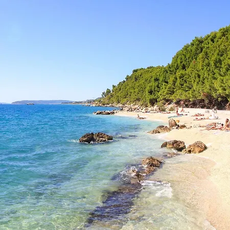 Zarello With Private Pool Next To The Sea