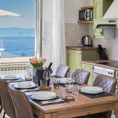 Semesterbostad Zarello With Private Pool Next To The Sea