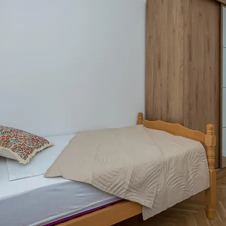 Zarello With Private Pool Next To The Sea Casa vacanze Spalato