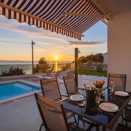 Zarello With Private Pool Next To The Sea Vakantiehuis *