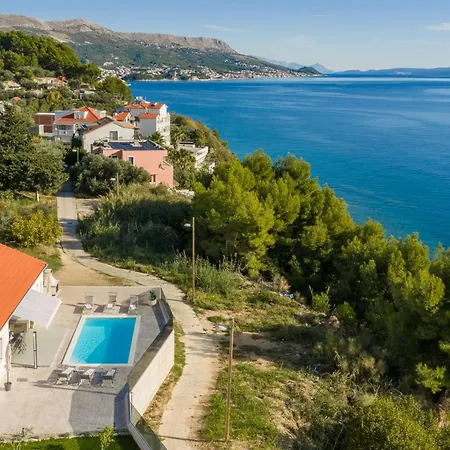 Zarello With Private Pool Next To The Sea Holiday home