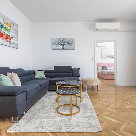 Zarello With Private Pool Next To The Sea *