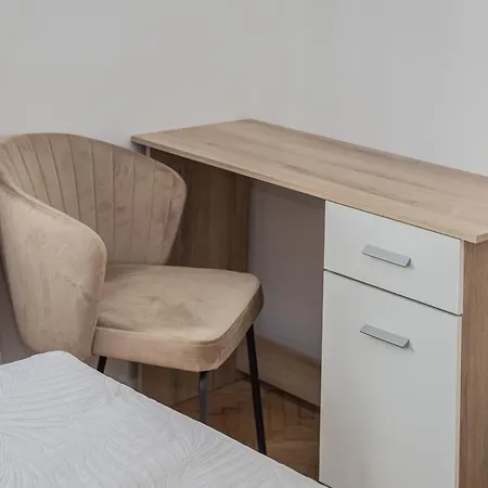 Zarello With Private Pool Next To The Sea سبليت